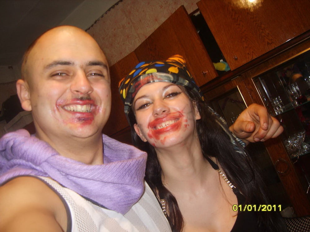 Brunette party on #101054158