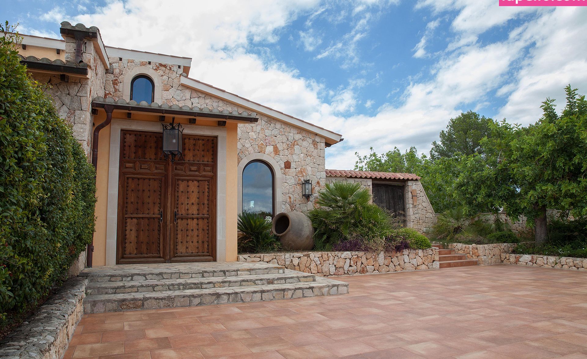 Anja Polzer desnuda #108101604