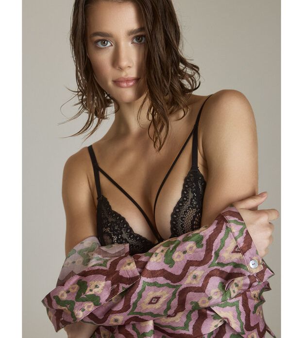 Michelle Ellyse Schlaman desnuda #108817355