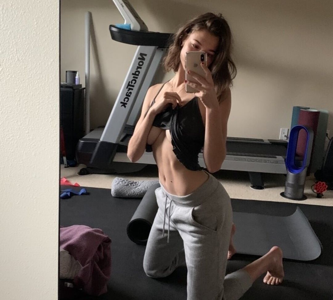 Michelle Ellyse Schlaman desnuda #108817498