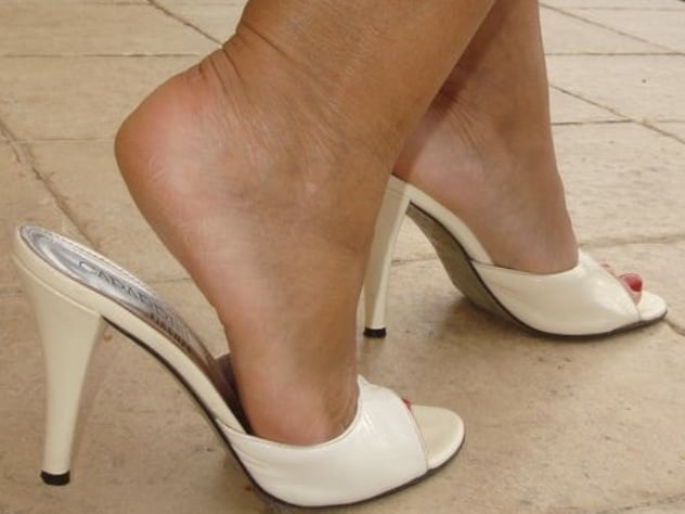 High heels fuß fetisch schuhe
 #105777897