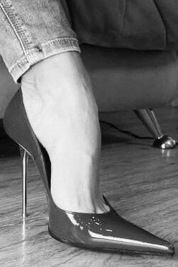 High heels fuß fetisch schuhe
 #105778037