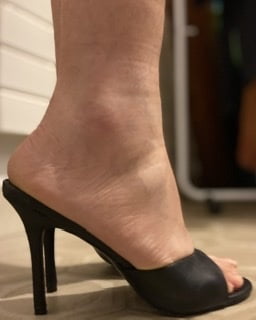 High heels fuß fetisch schuhe
 #105778291