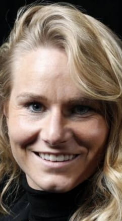 Amandine henry
 #90671731