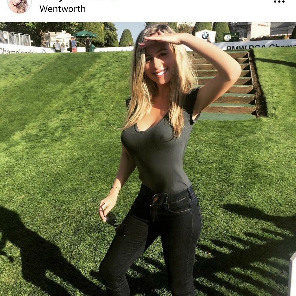 Carly Baker desnuda #109179375