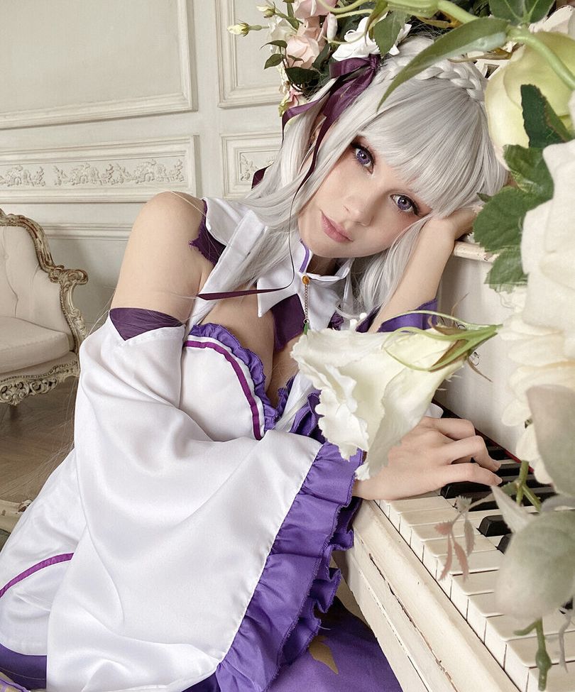 Mk_Ays desnuda #108487341