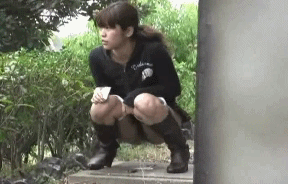 セクシーな若い日本人GIF - 4.
 #102911921