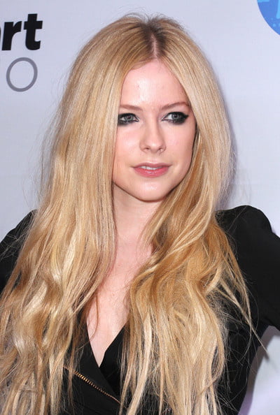 Avril
 #102402715