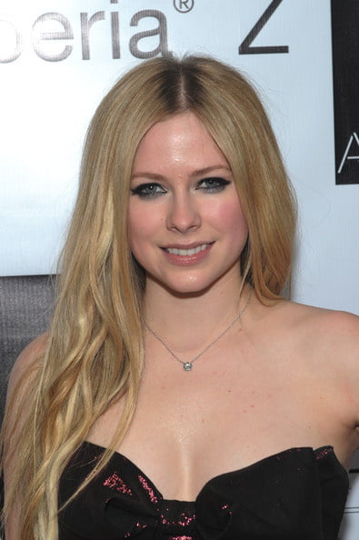 Avril
 #102402779