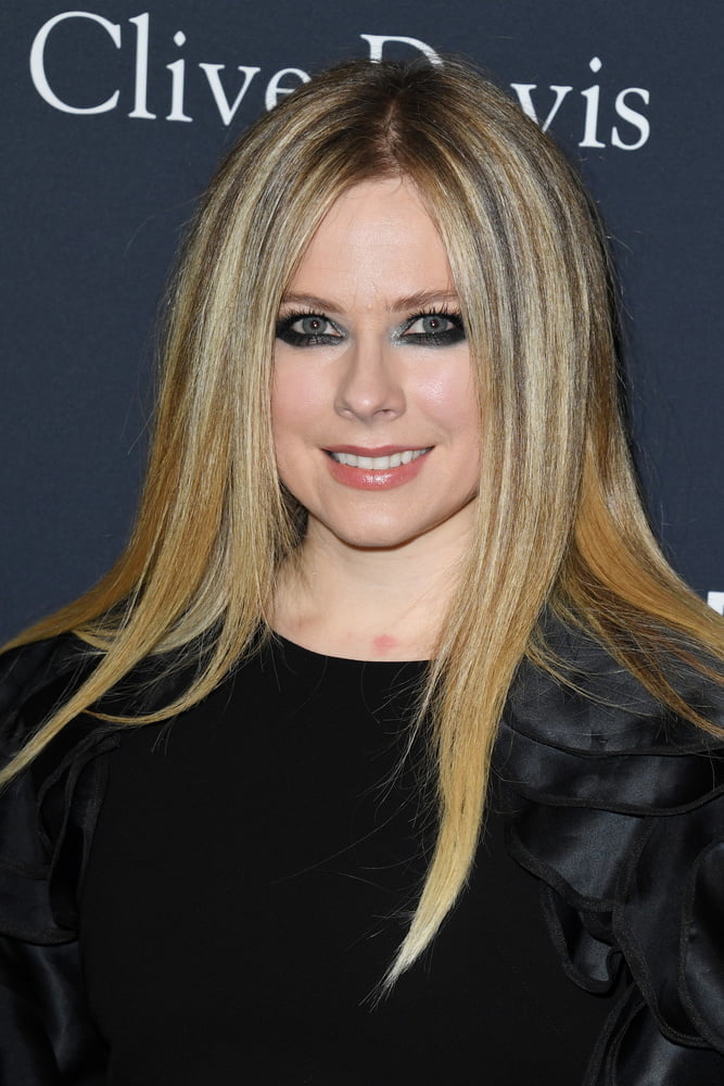 Avril
 #102403312