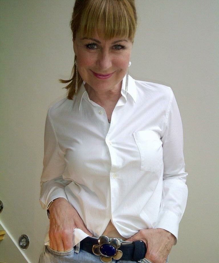 Sian Lloyd nude #108097655