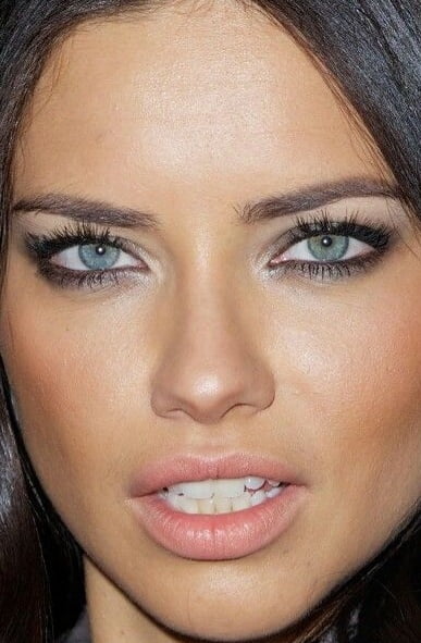 ADRIANA LIMA #94095595