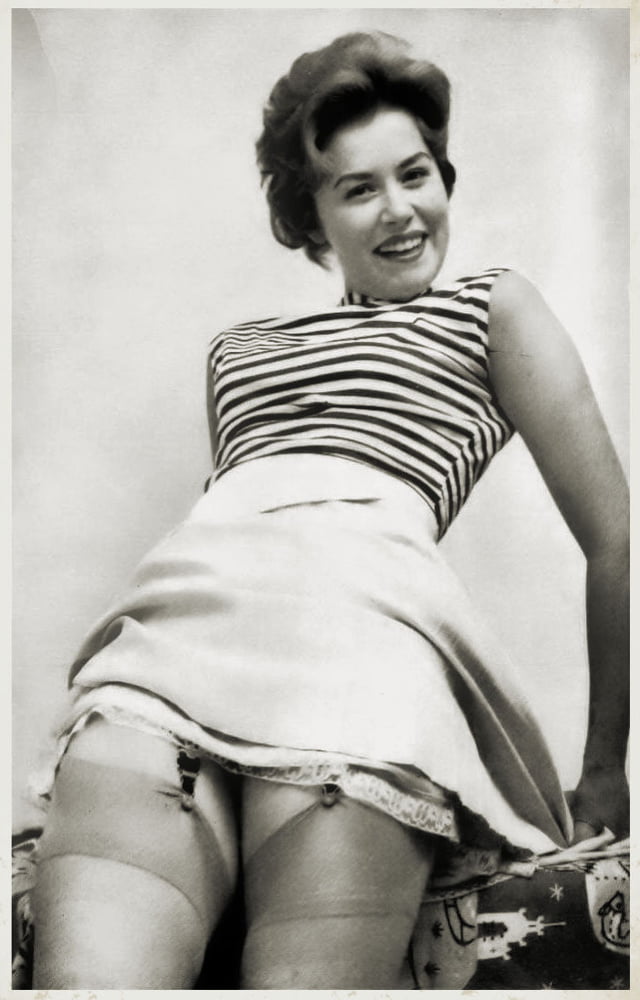 Anuncios sexuales vintage y chicas pin up #92833293