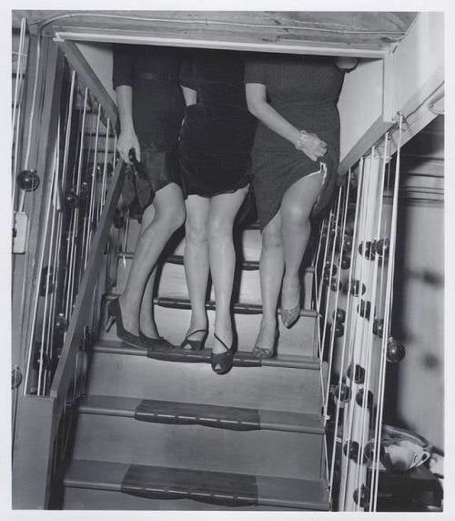 Anuncios sexuales vintage y chicas pin up #92833335