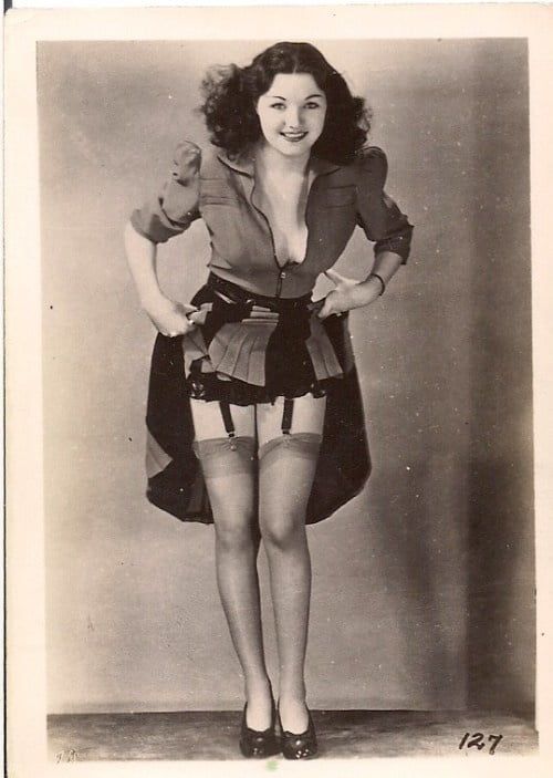 Anuncios sexuales vintage y chicas pin up #92833802