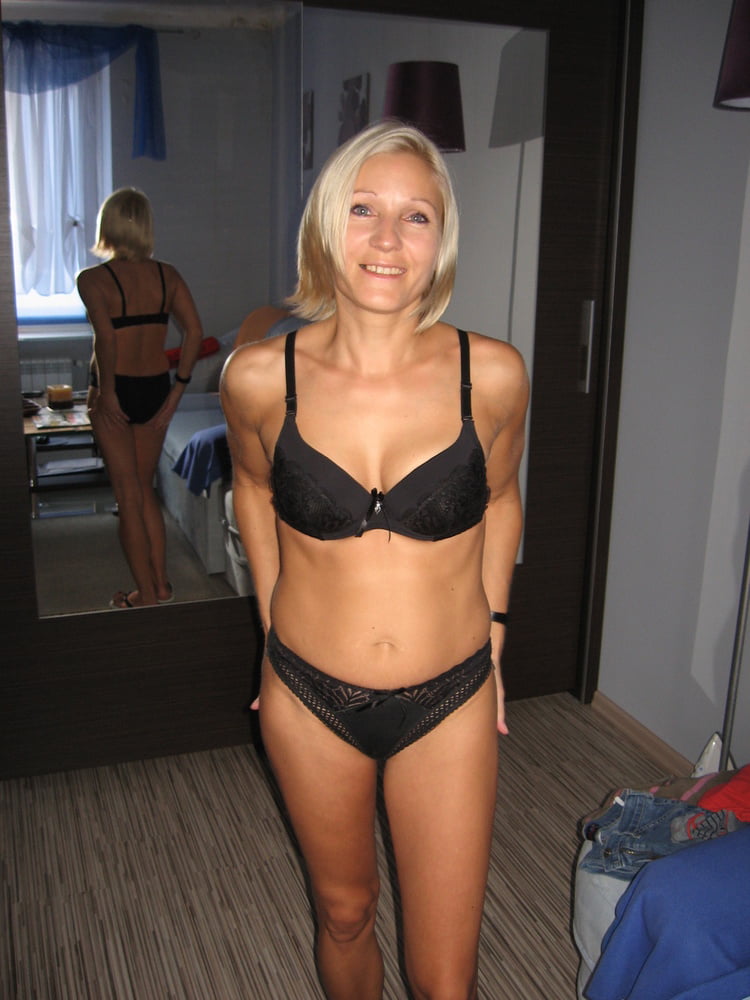 Fuck with this amateur mom Desire #81022593