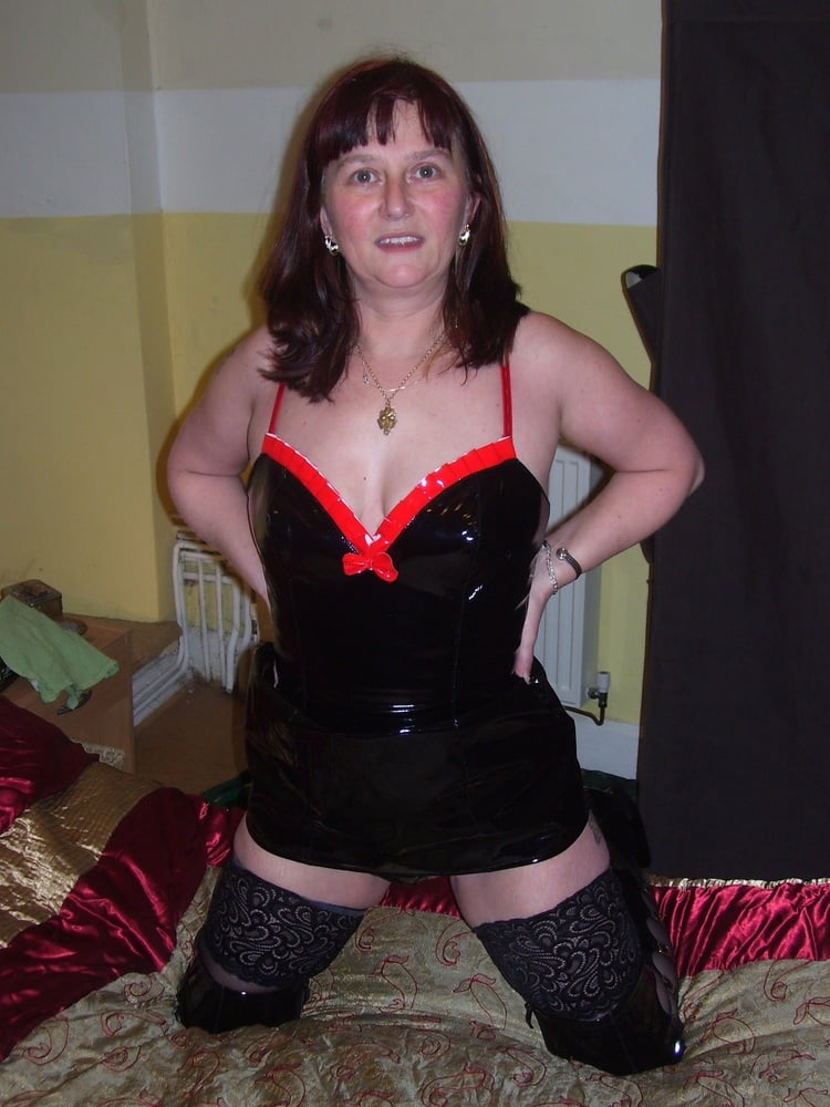 Uk milf con butt plug
 #97544008