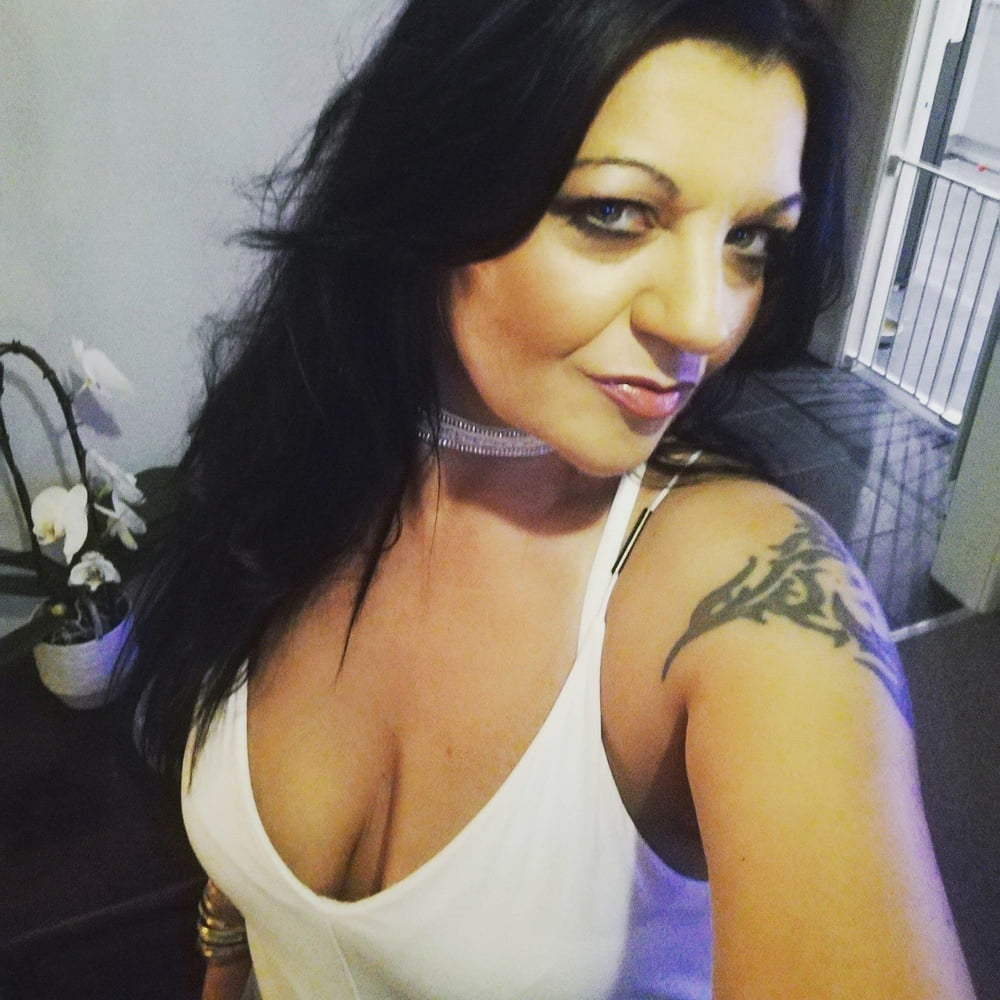 Sexy Tattooed Norfolk Brunette Milf #89258067