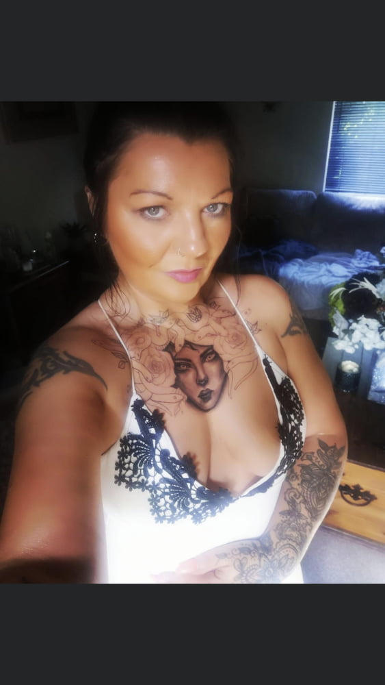 Sexy Tattooed Norfolk Brunette Milf #89258073