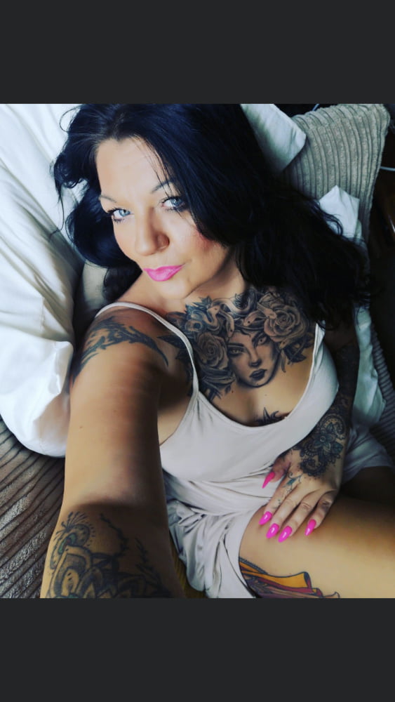 Sexy Tattooed Norfolk Brunette Milf #89258075