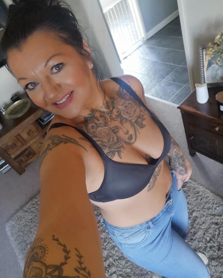 Sexy Tattooed Norfolk Brunette Milf #89258138