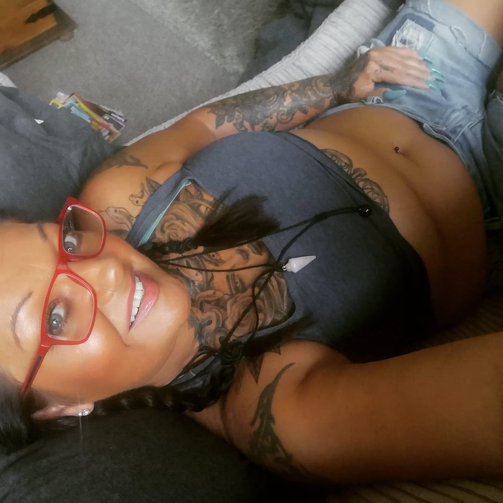 Sexy Tattooed Norfolk Brunette Milf #89258176