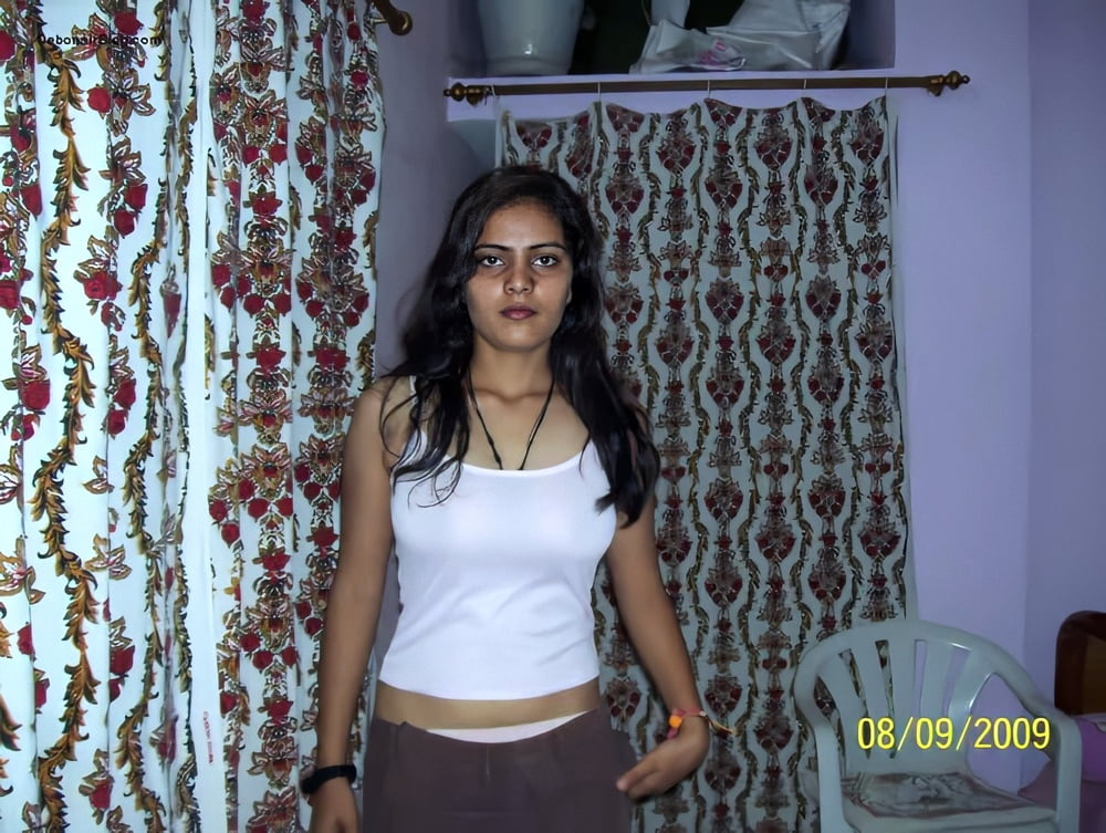 Indisches Mädchen strippen Nostalgie remastered
 #87480861