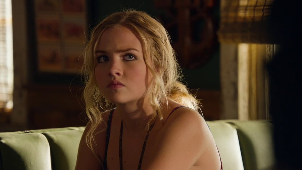 Maddie hasson thick eyebrows, big butt #90722081