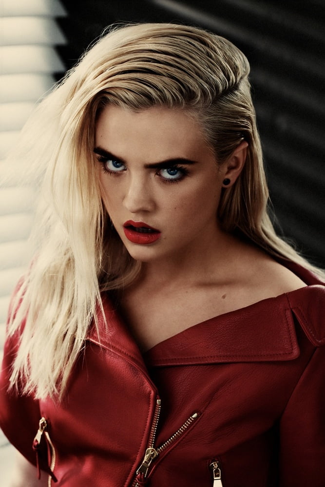Maddie hasson thick eyebrows, big butt #90722135