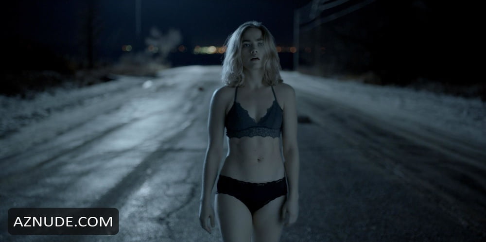 Maddie hasson thick eyebrows, big butt #90722177