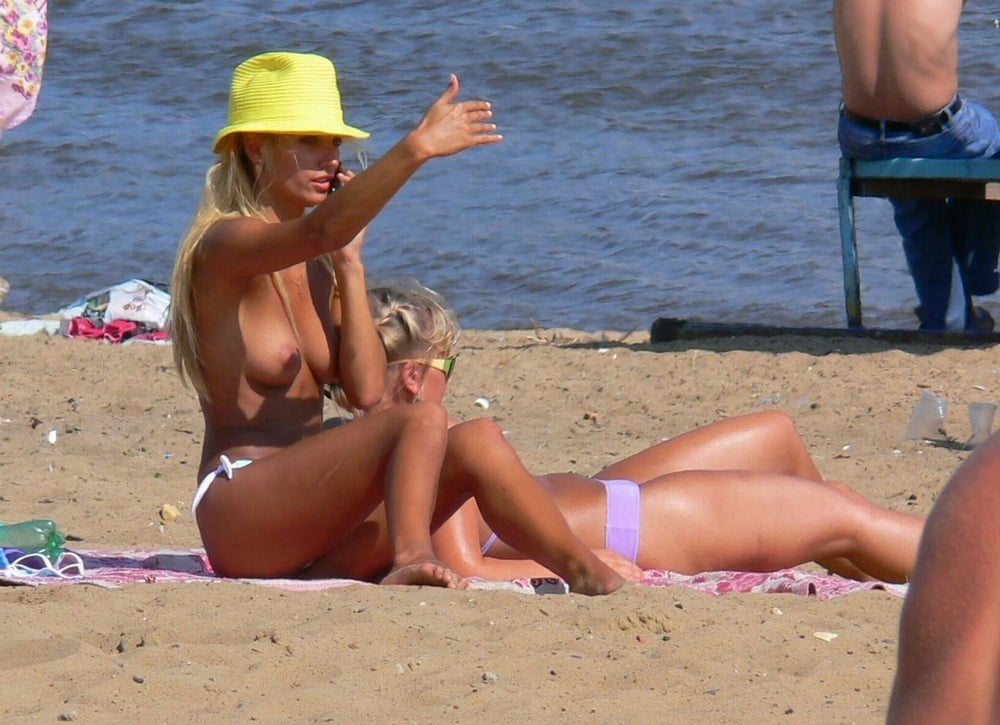 Disfrutando al aire libre 271
 #94971512