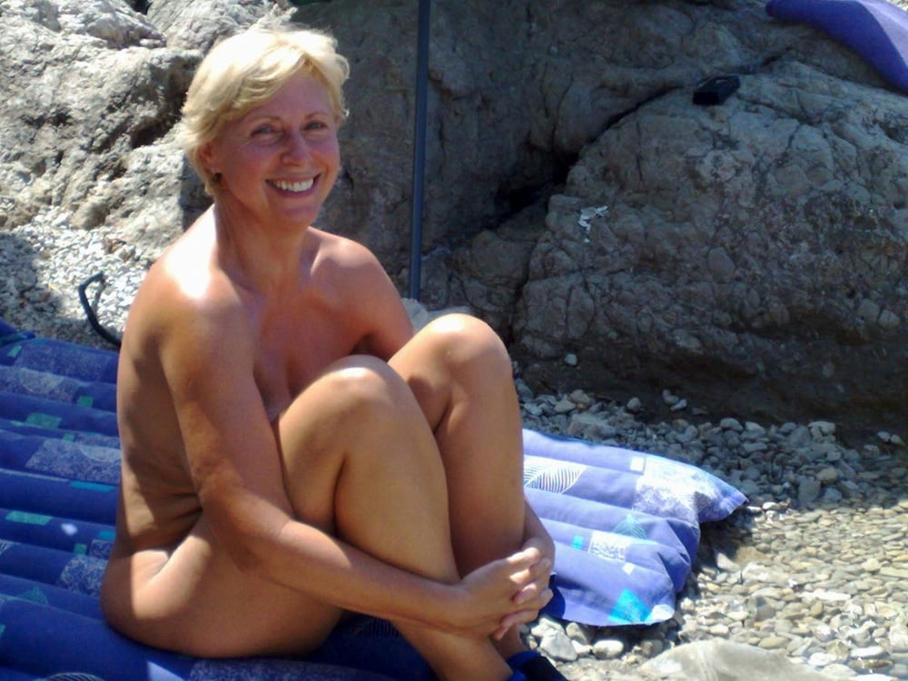 Disfrutando al aire libre 271
 #94971516