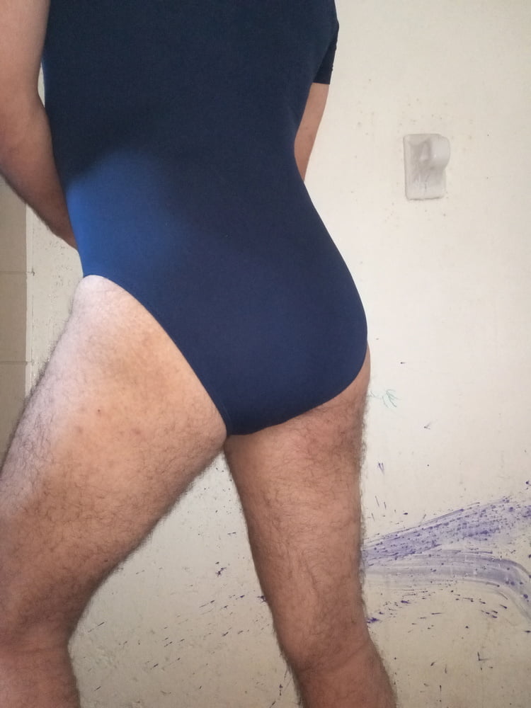 Mujeres leotardo azul
 #87663478