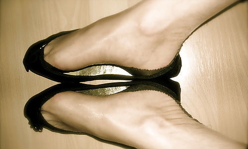 Nylon Feet in Flats &amp; Ballerinas #92512046