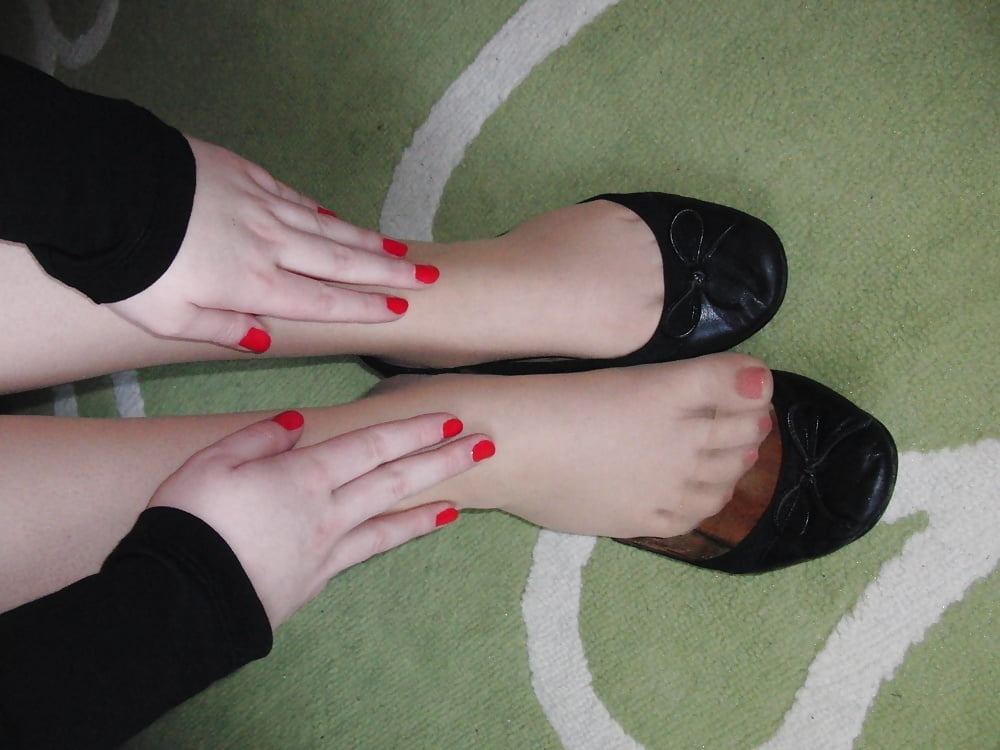 Nylon Feet in Flats &amp; Ballerinas #92512082