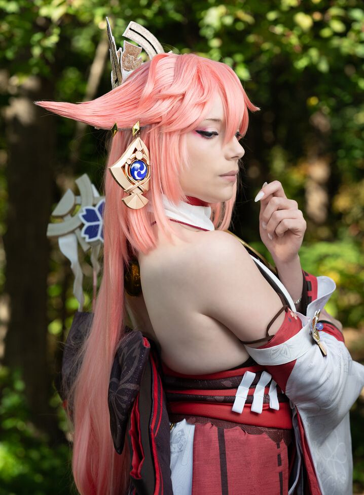 Dera Megurine nackt #108328069