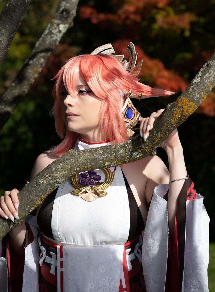 Dera Megurine nackt #108328070