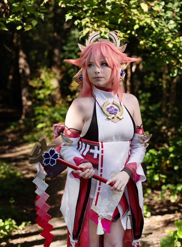 Dera Megurine nackt #108328073