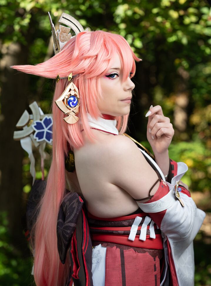 Dera Megurine nackt #108328077