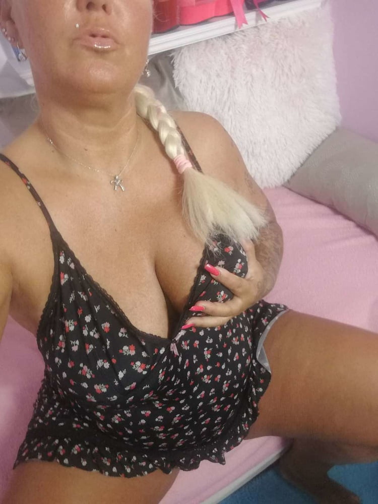 Meine sexy Bilder
 #99923628