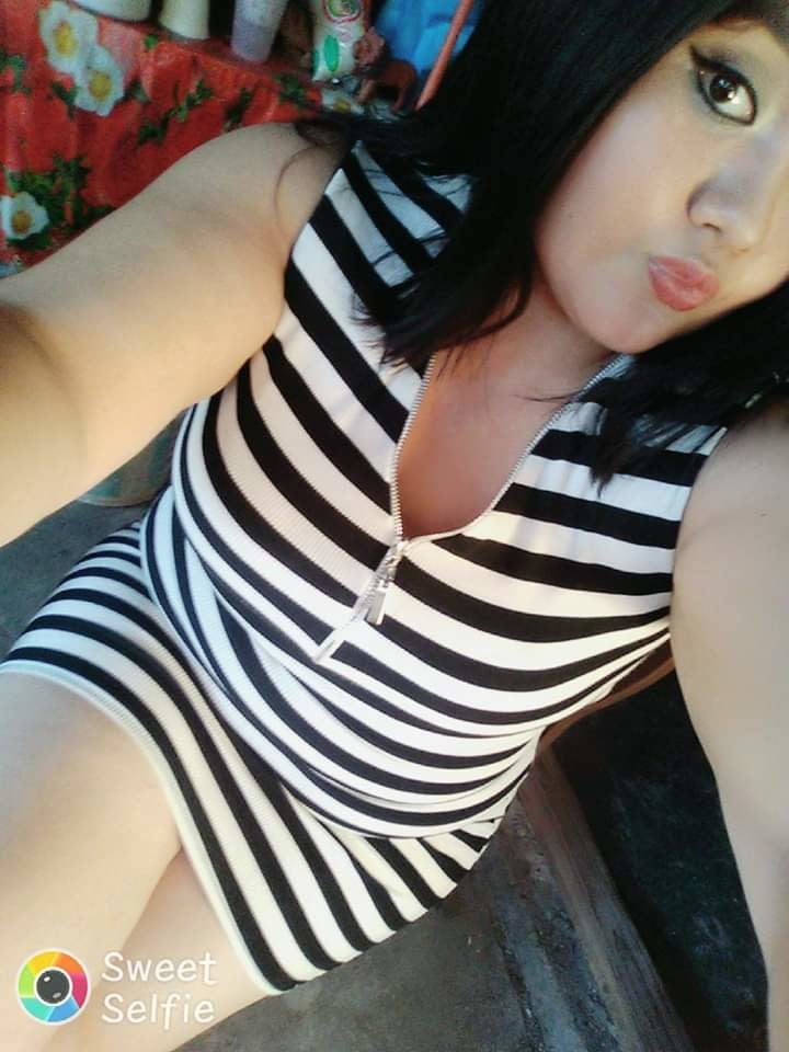 Yumico Martinez ( Piernuda discreta) #105102787