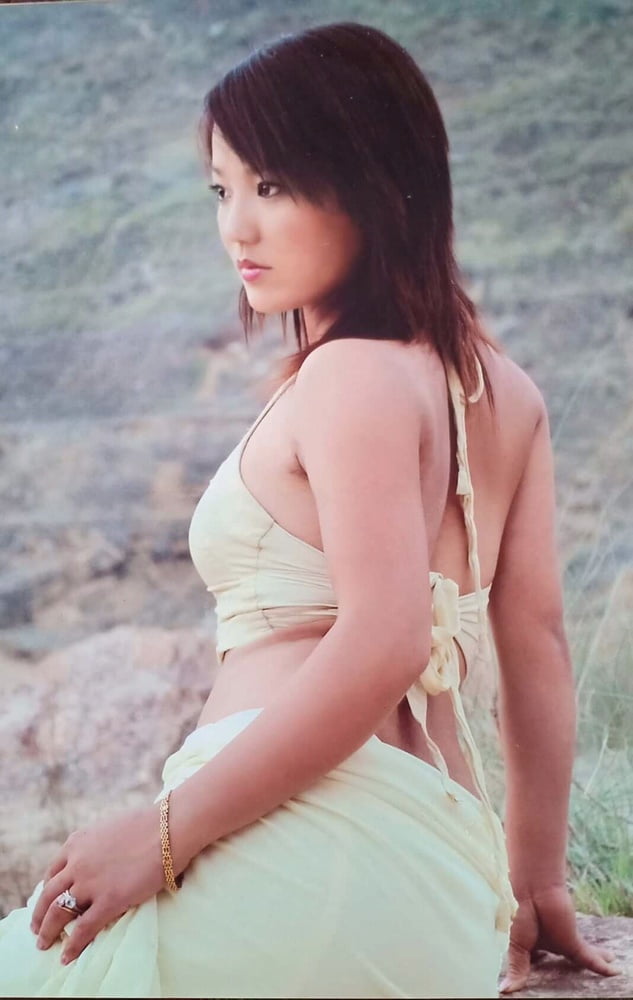 Nepali geile Sängerin heiße Pixs
 #98239284