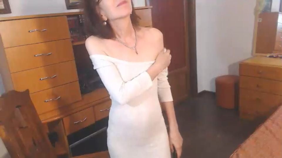 Skinny GILF #92569556