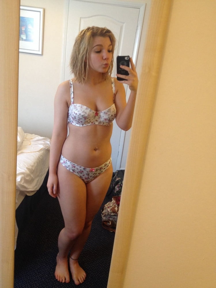 Young red shows #100208111
