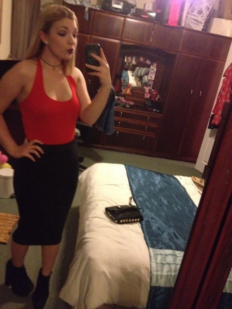 Young red shows #100208373