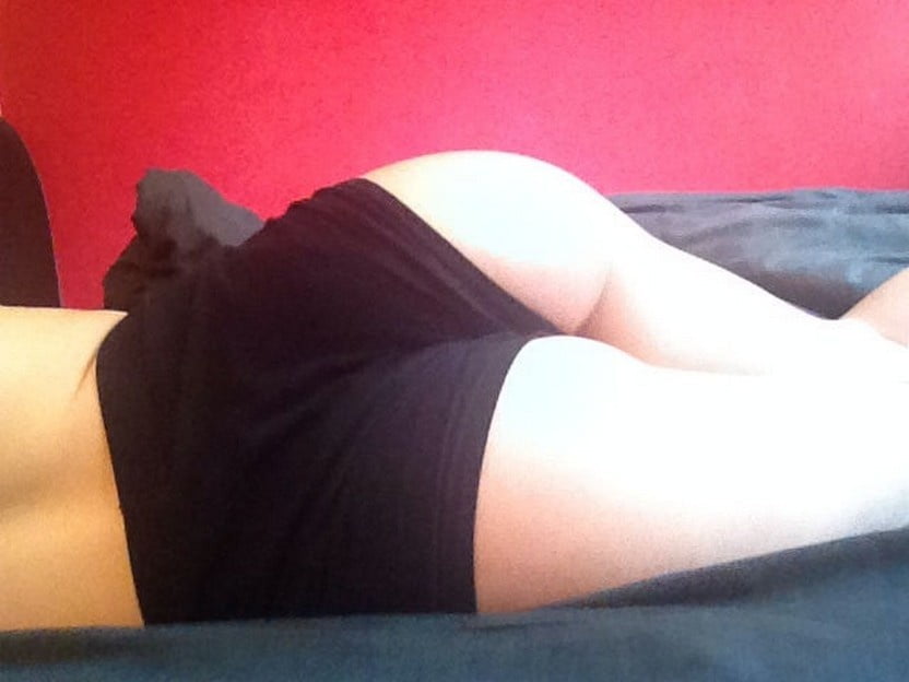 Young red shows #100208587
