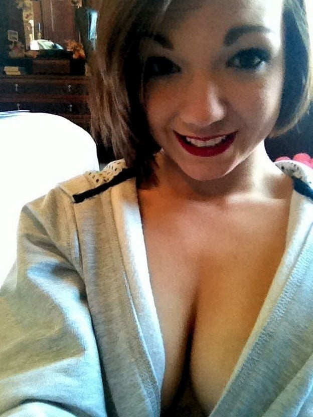 Young red shows #100208695