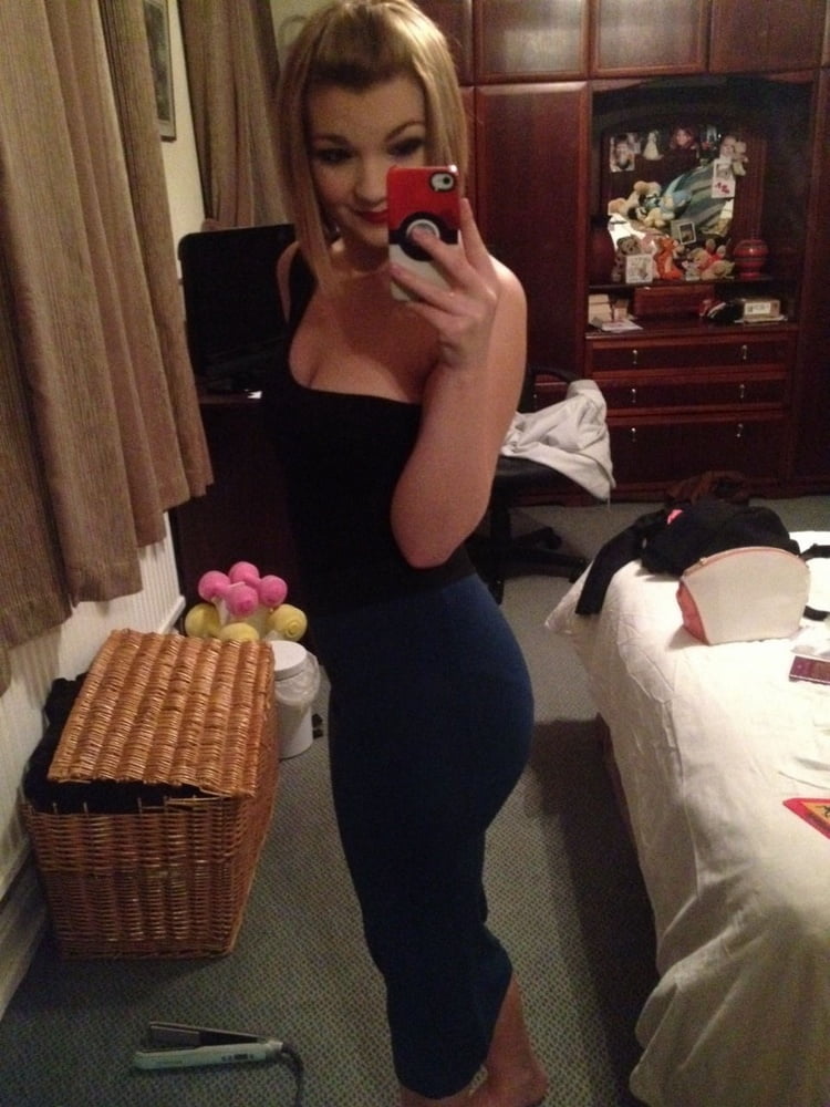 Young red shows #100208903