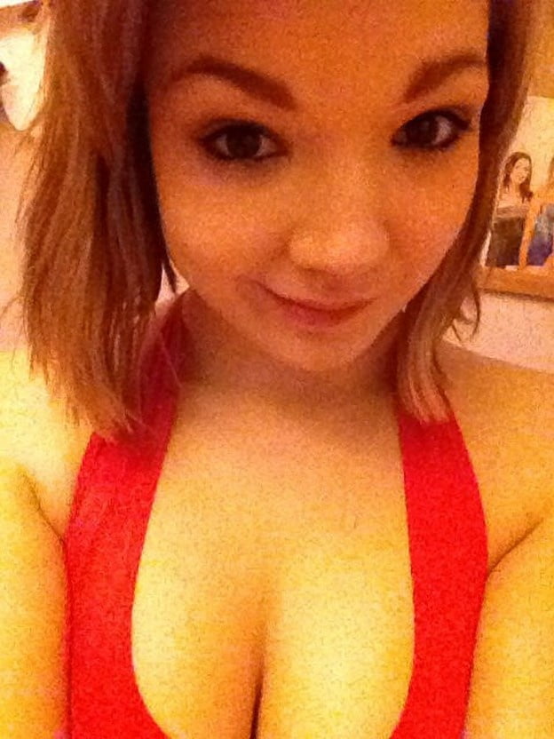 Young red shows #100208979