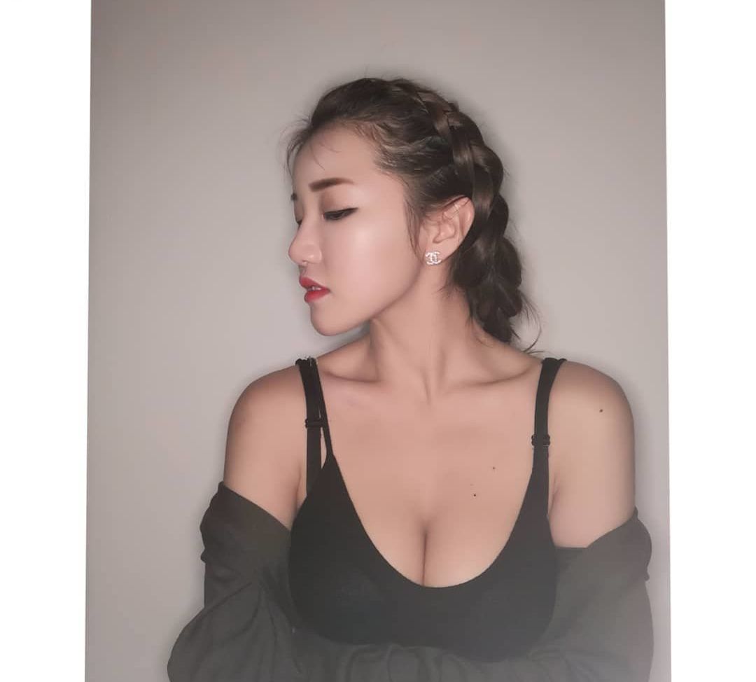 Ms Puiyii desnuda #107762508